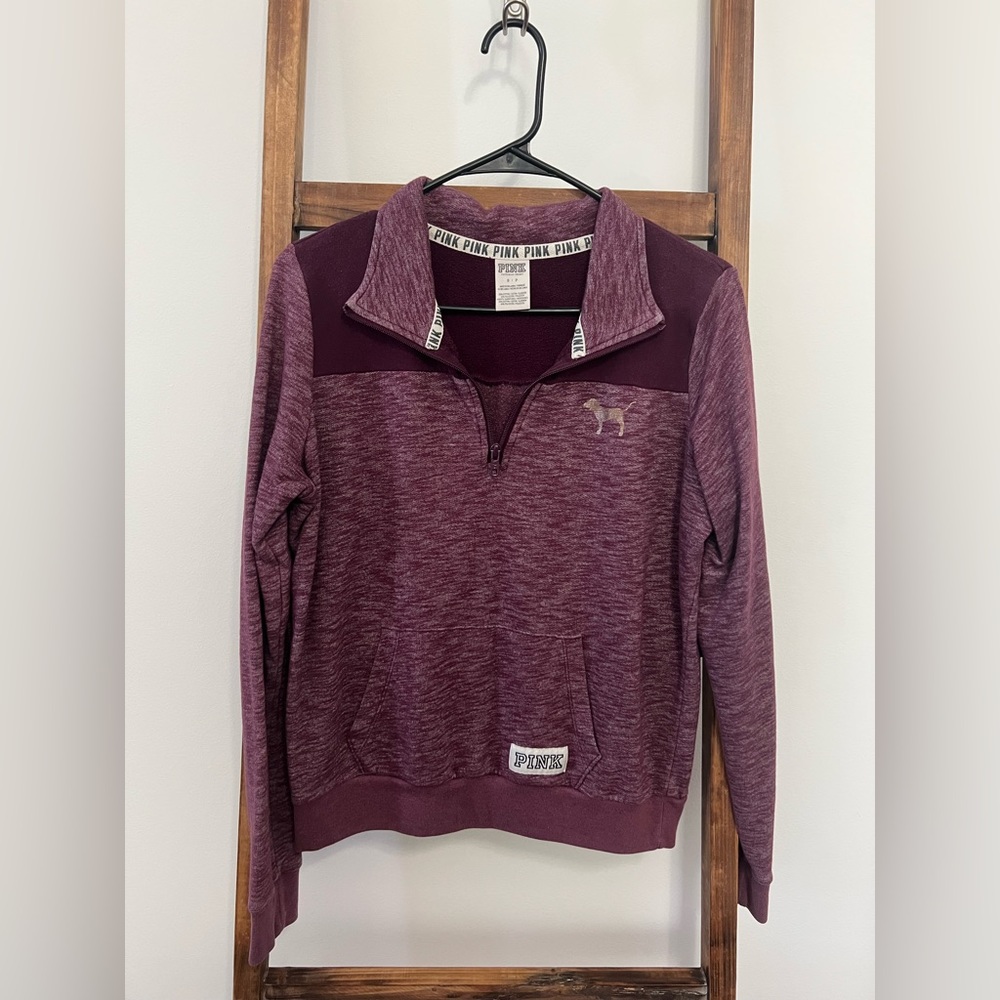 Brand: Pink, crewneck. Size: small
